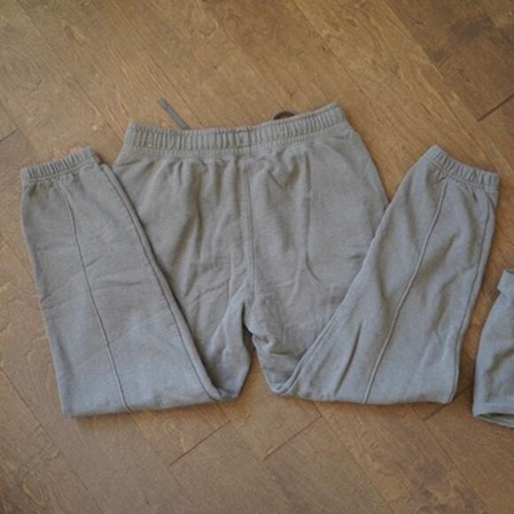 Nike Air Jordan Cropped Fleece Hoodie & Sweatpants Gray Womens Size Medium - Picture 7 of 10